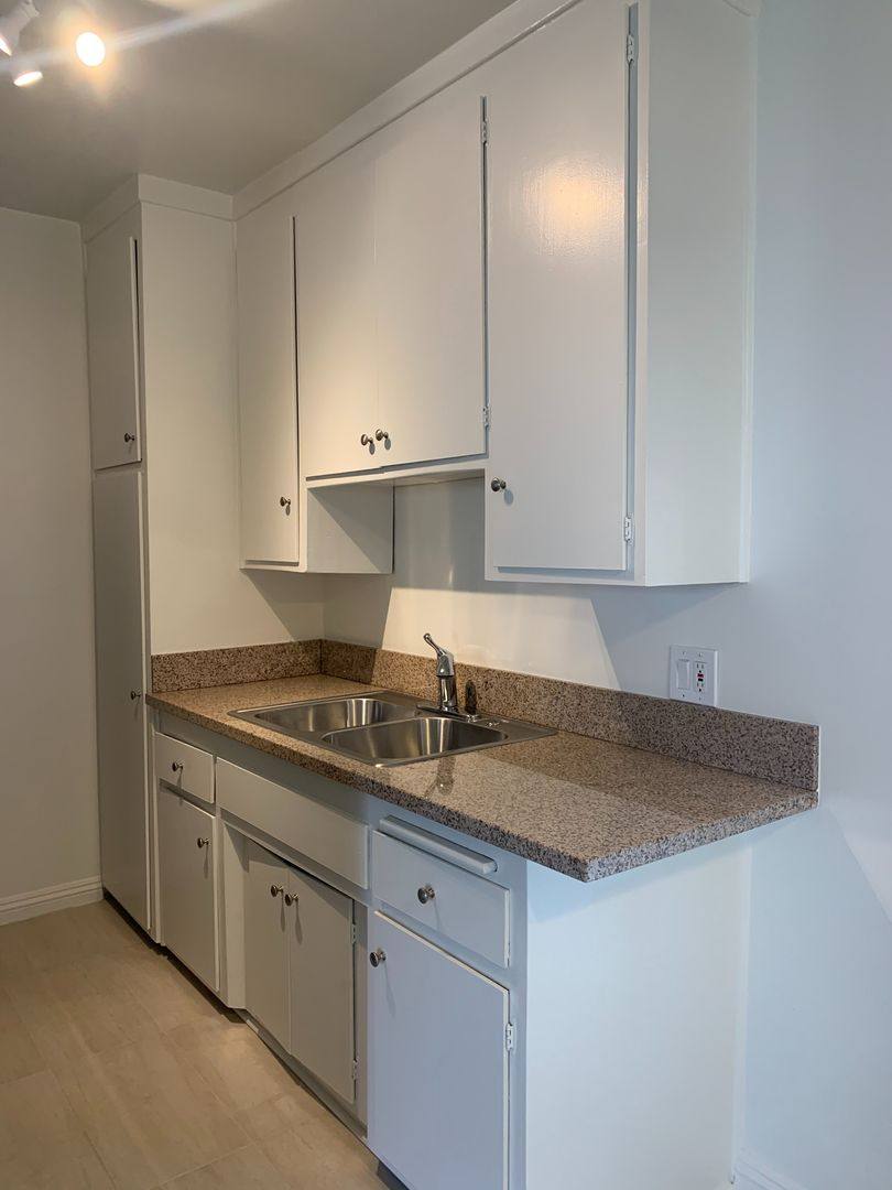 Apartment for rent at 1724 Colby Ave, Los Angeles, CA 90025