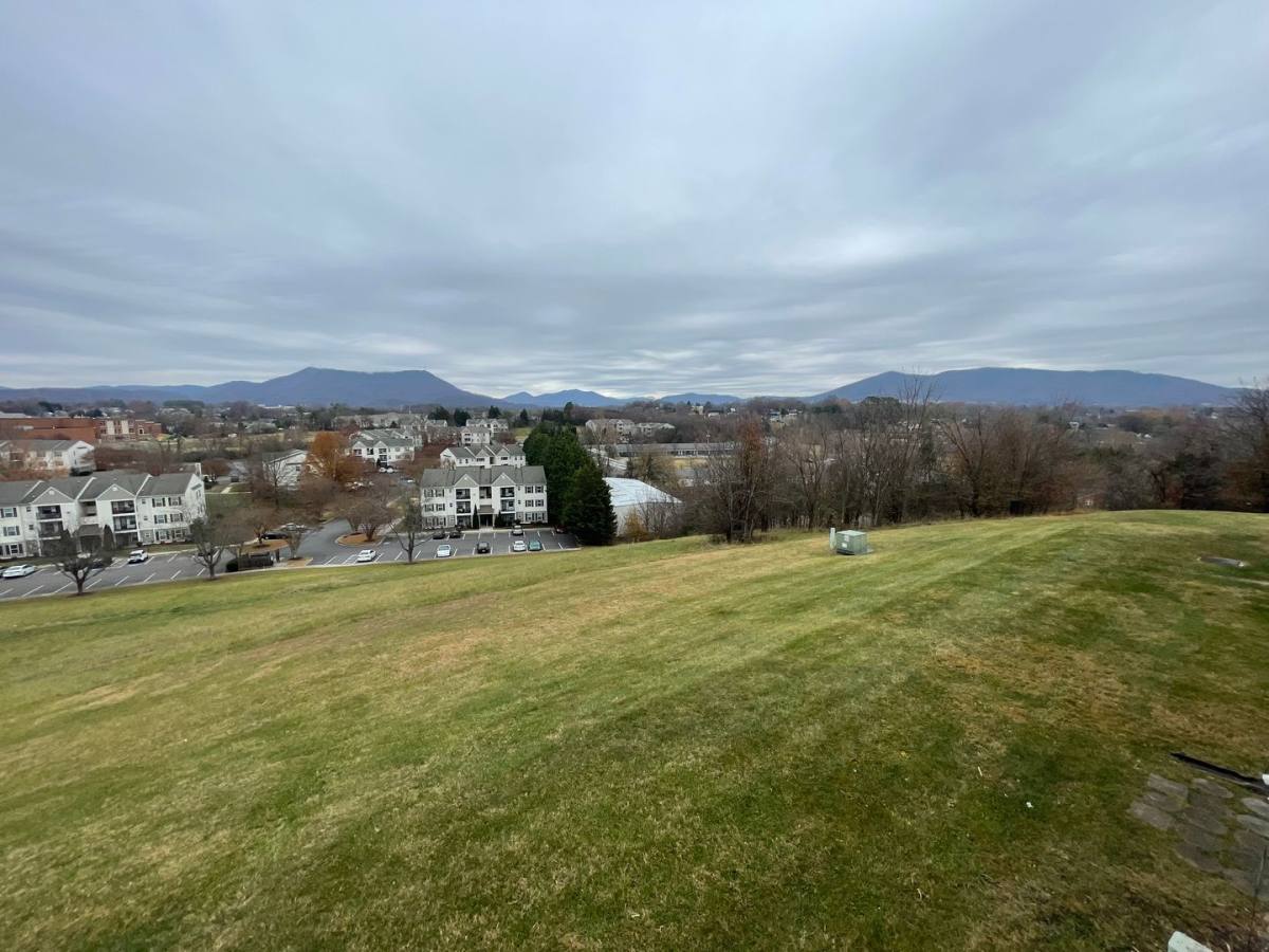 Apartment for rent at 6491 Carefree Lane, Roanoke, VA 24019