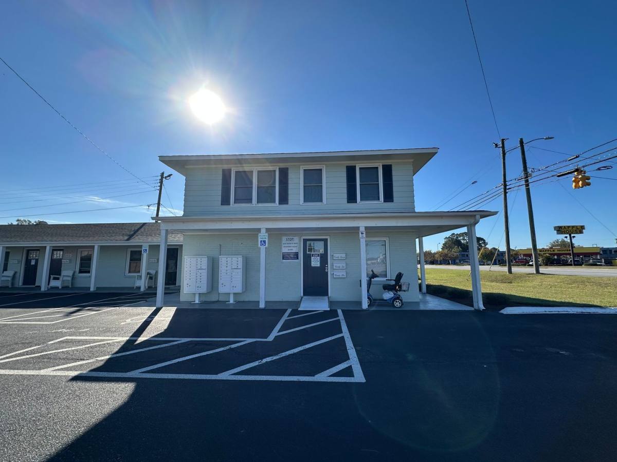 Apartment for rent at 1109 Carolina Ave, Washington, NC 27889