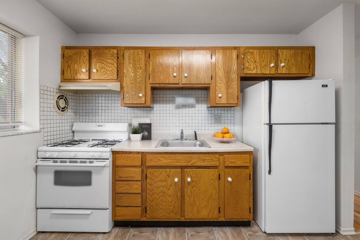 Apartment for rent at 242 Leslie Lane, Ballwin, MO 63021