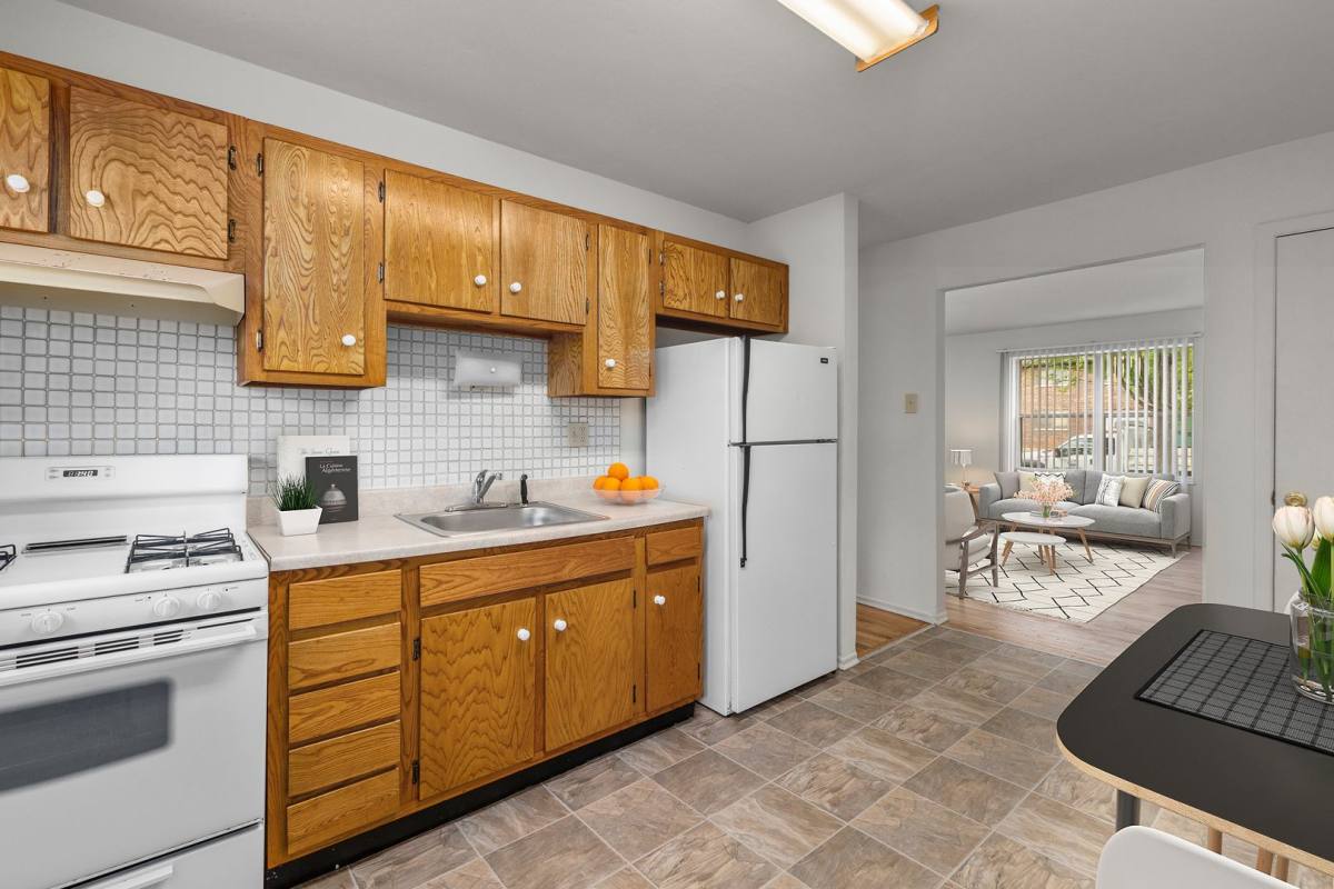 Apartment for rent at 242 Leslie Lane, Ballwin, MO 63021