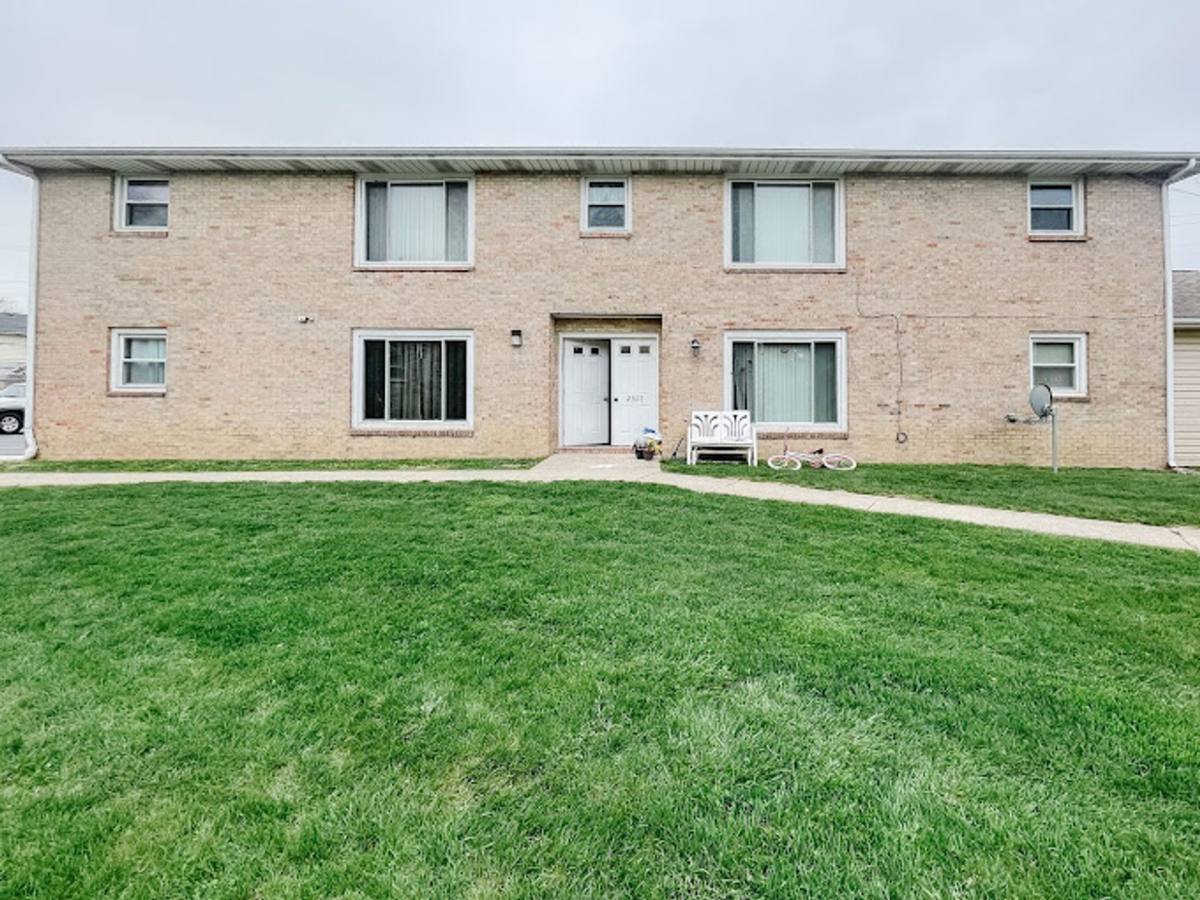 Apartment for rent at 2301 S Marsh Ave, Yorktown, IN 47396