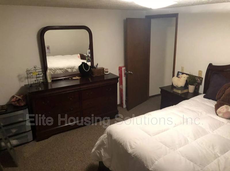 Apartment for rent at 108 E Buck Ave #B, Rural Retreat, VA 24368