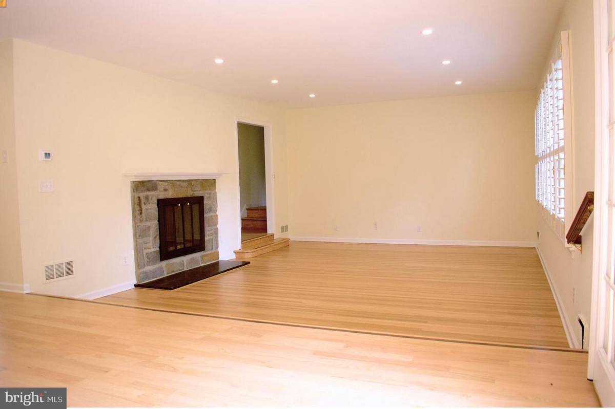 House for rent at 414 Warren Rd, Wayne, PA 19087