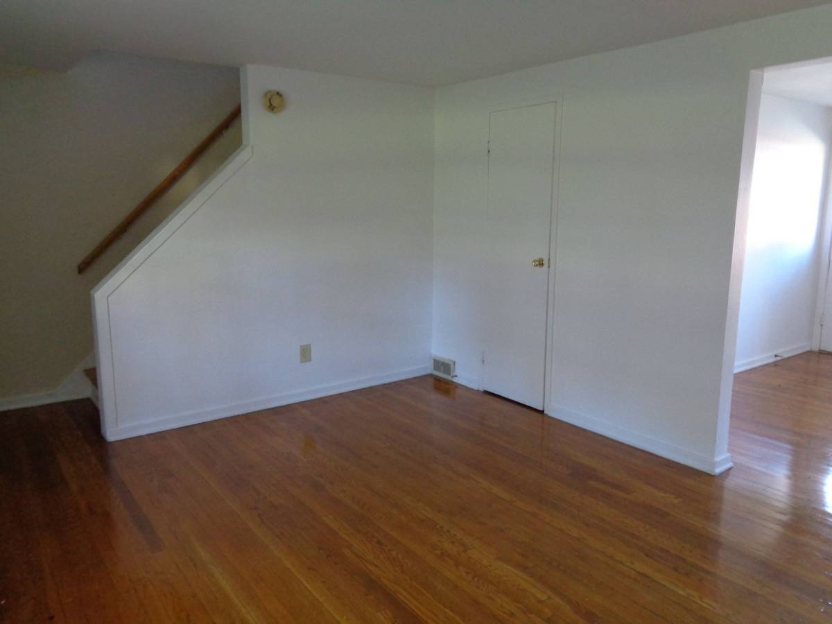 Townhouse for rent at 300 Mains Ave, Syracuse, NY 13207