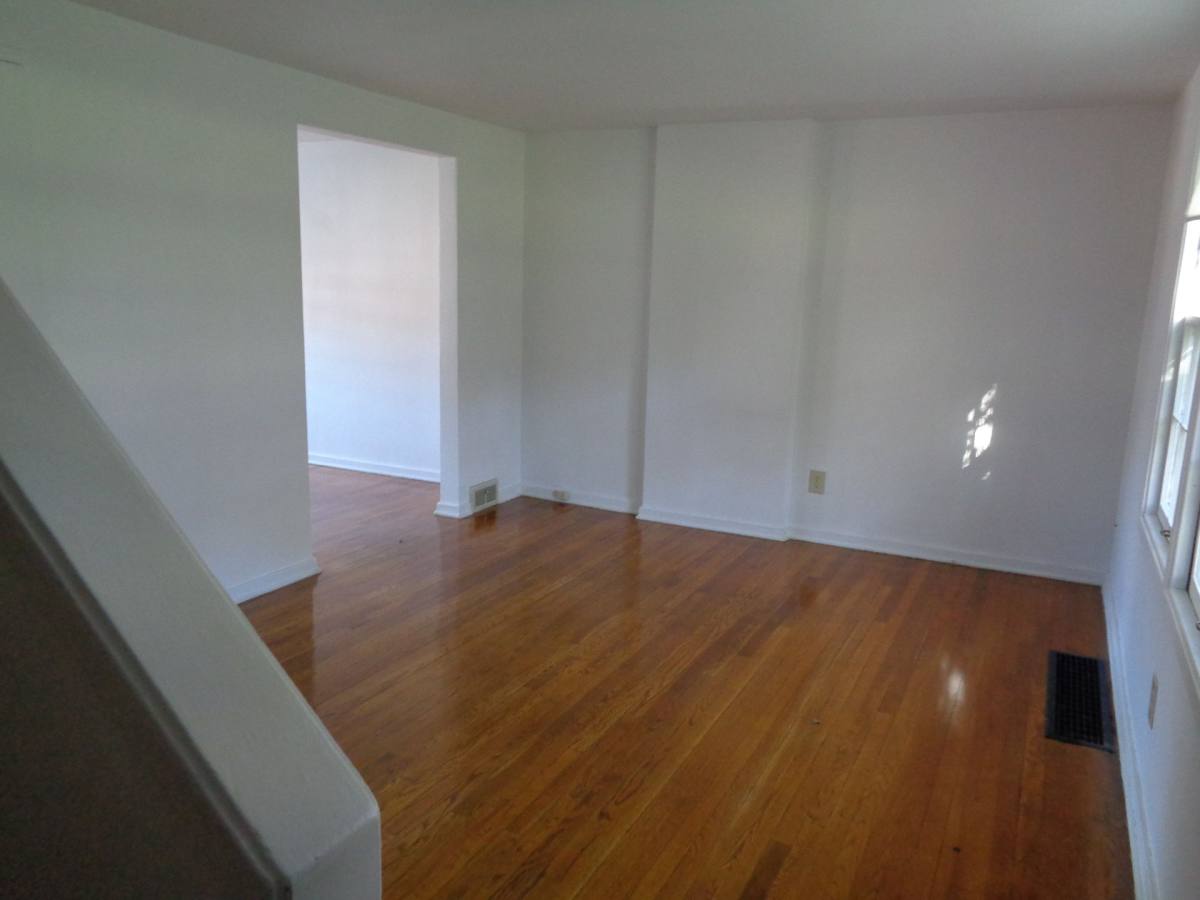 Townhouse for rent at 300 Mains Ave, Syracuse, NY 13207