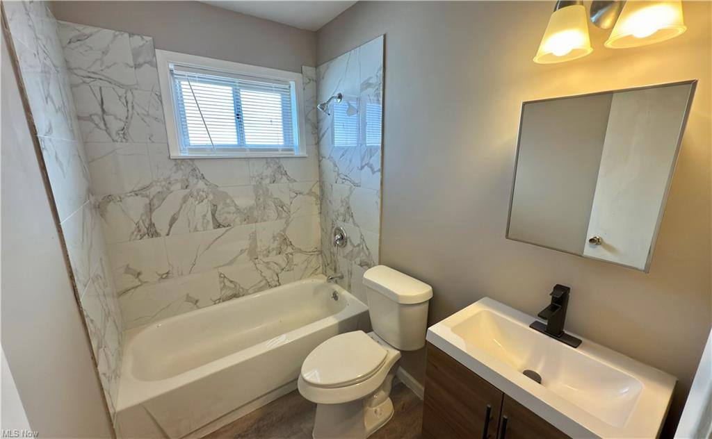 House for rent at 16709 Palda Dr, Cleveland, OH 44128