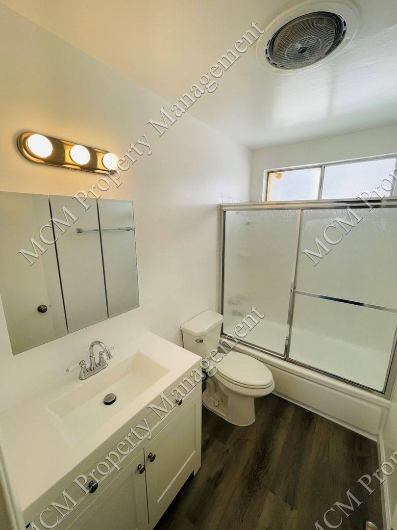 Apartment for rent at 6051 Romaine St, Los Angeles, CA 90038