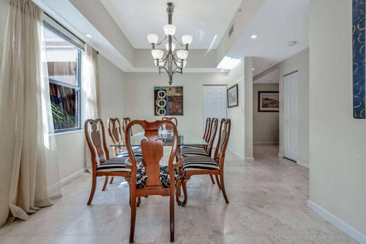 Condo for rent at 1640 Presidential Way #501, West Palm Beach, FL 33401