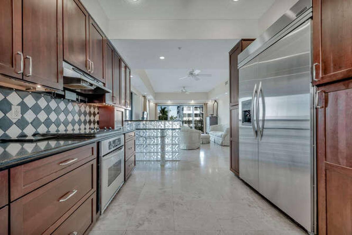 Condo for rent at 1640 Presidential Way #501, West Palm Beach, FL 33401
