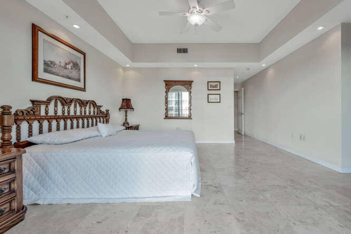 Condo for rent at 1640 Presidential Way #501, West Palm Beach, FL 33401