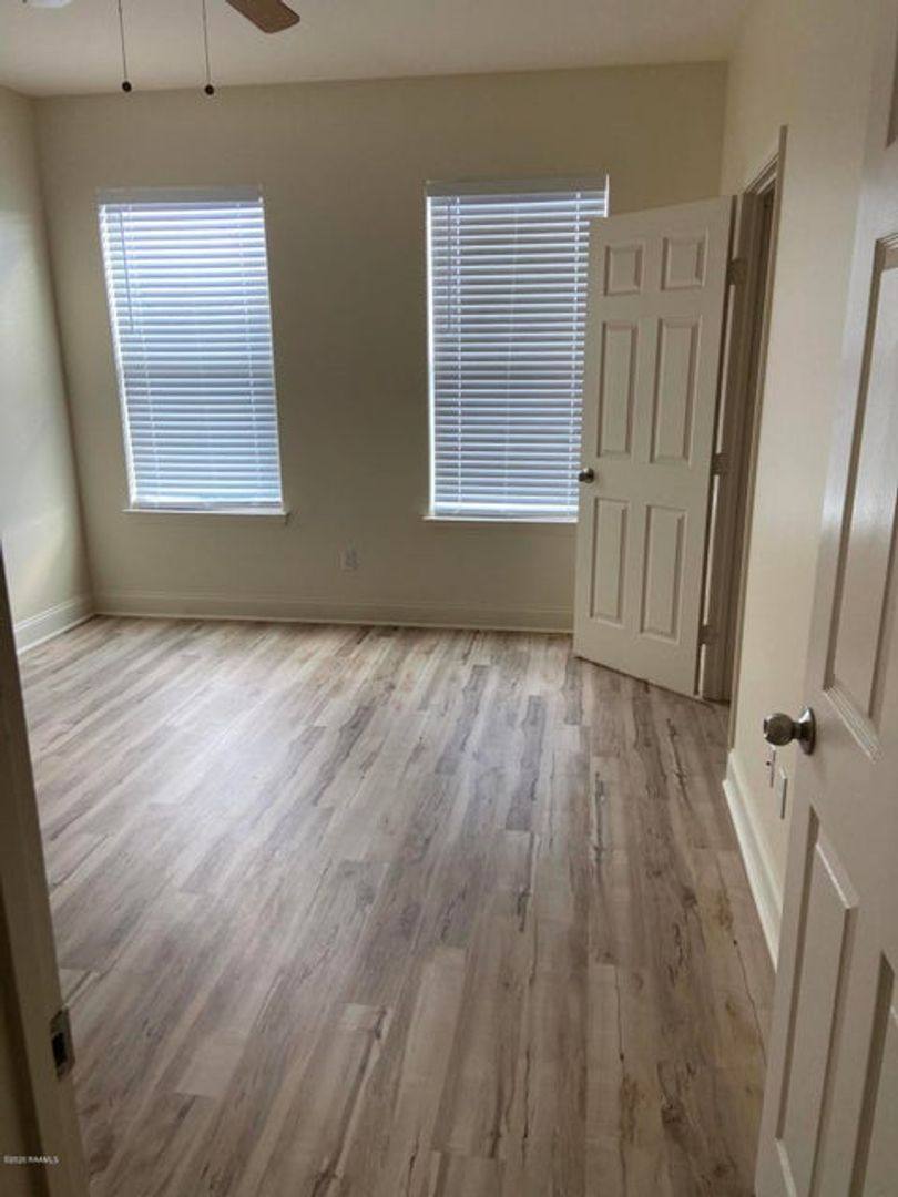 Apartment for rent at 108 Appleoak Ave, Lafayette, LA 70506
