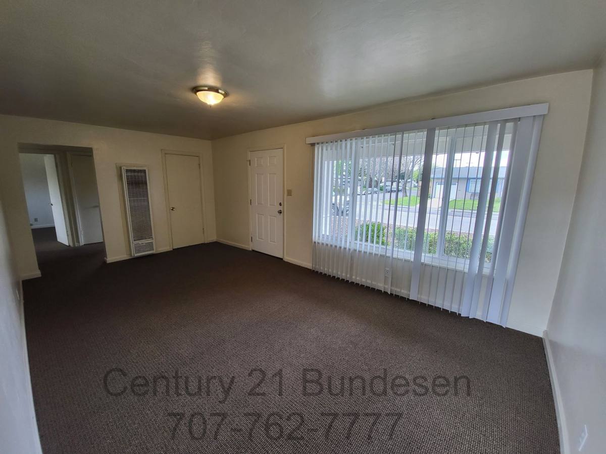 House for rent at 132 Maria Dr, Petaluma, CA 94954