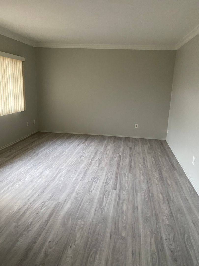 Apartment for rent at 10059 Pinewood Ave, Tujunga, CA 91042