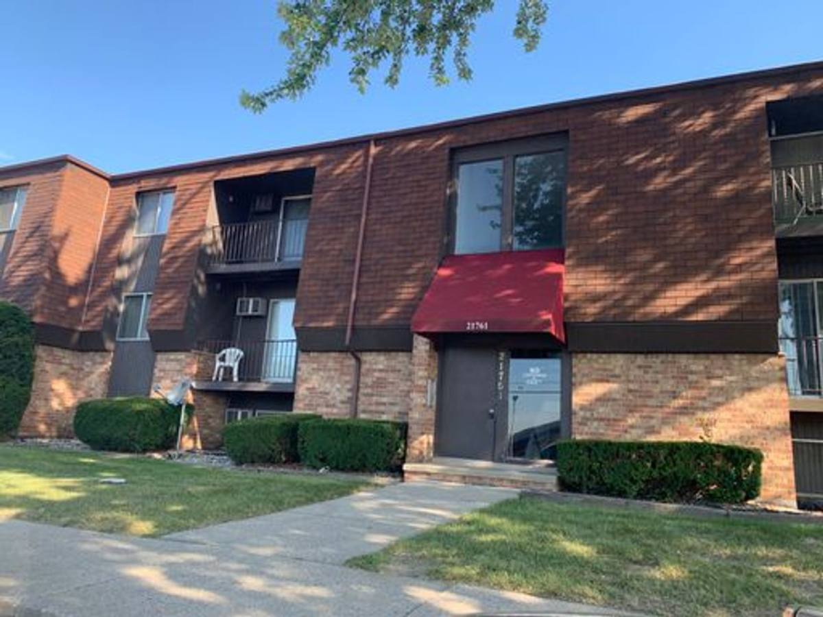 Apartment for rent at 21641 Hillside, Clinton Township, MI 48035