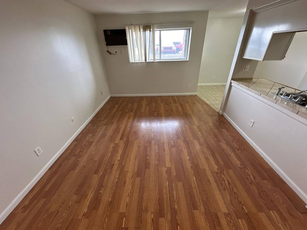 Apartment for rent at 21641 Hillside, Clinton Township, MI 48035