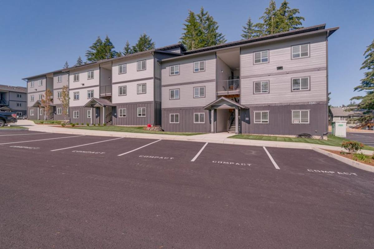 Apartment for rent at 1225 & #1253, Salem, OR 97304