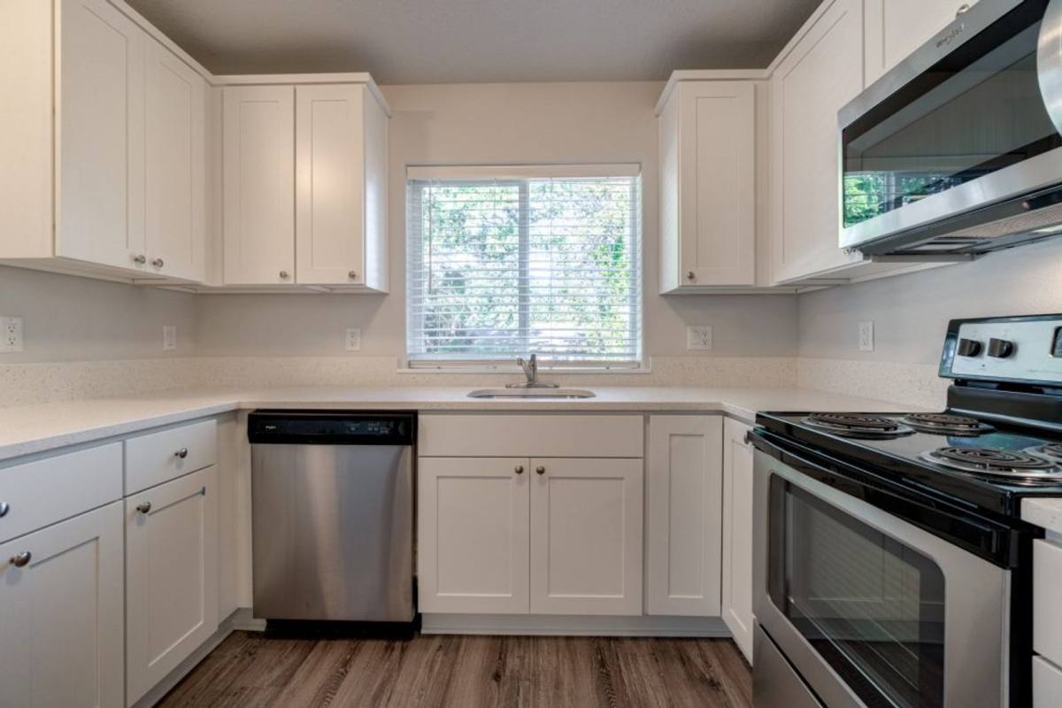 Apartment for rent at 1225 & #1253, Salem, OR 97304
