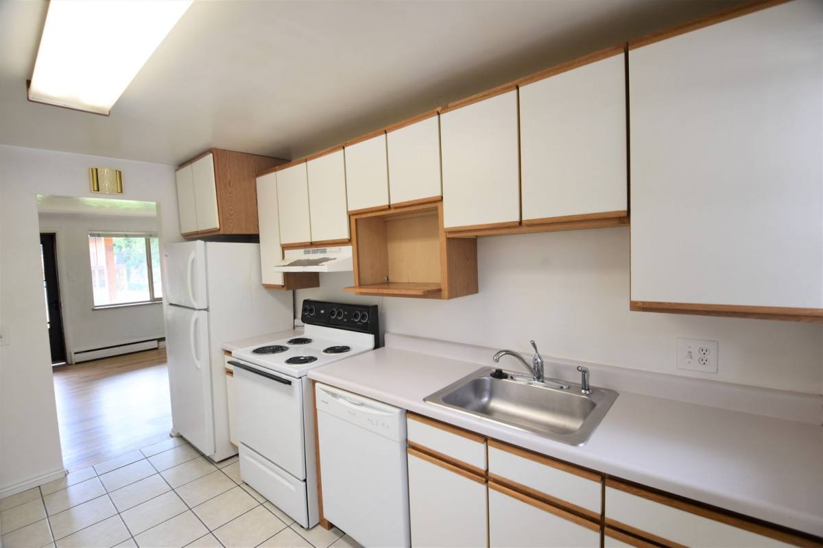 Apartment for rent at 911-933 Portland Place, Boulder, CO 80303