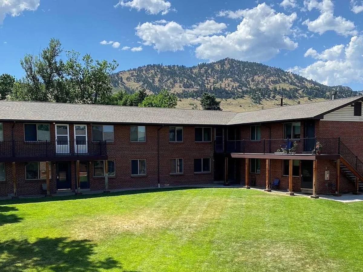 Apartment for rent at 911-933 Portland Place, Boulder, CO 80303