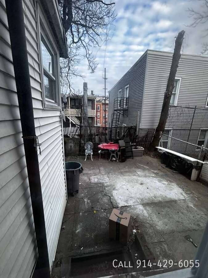 Apartment for rent at 162 Linden St, Yonkers, NY 10701