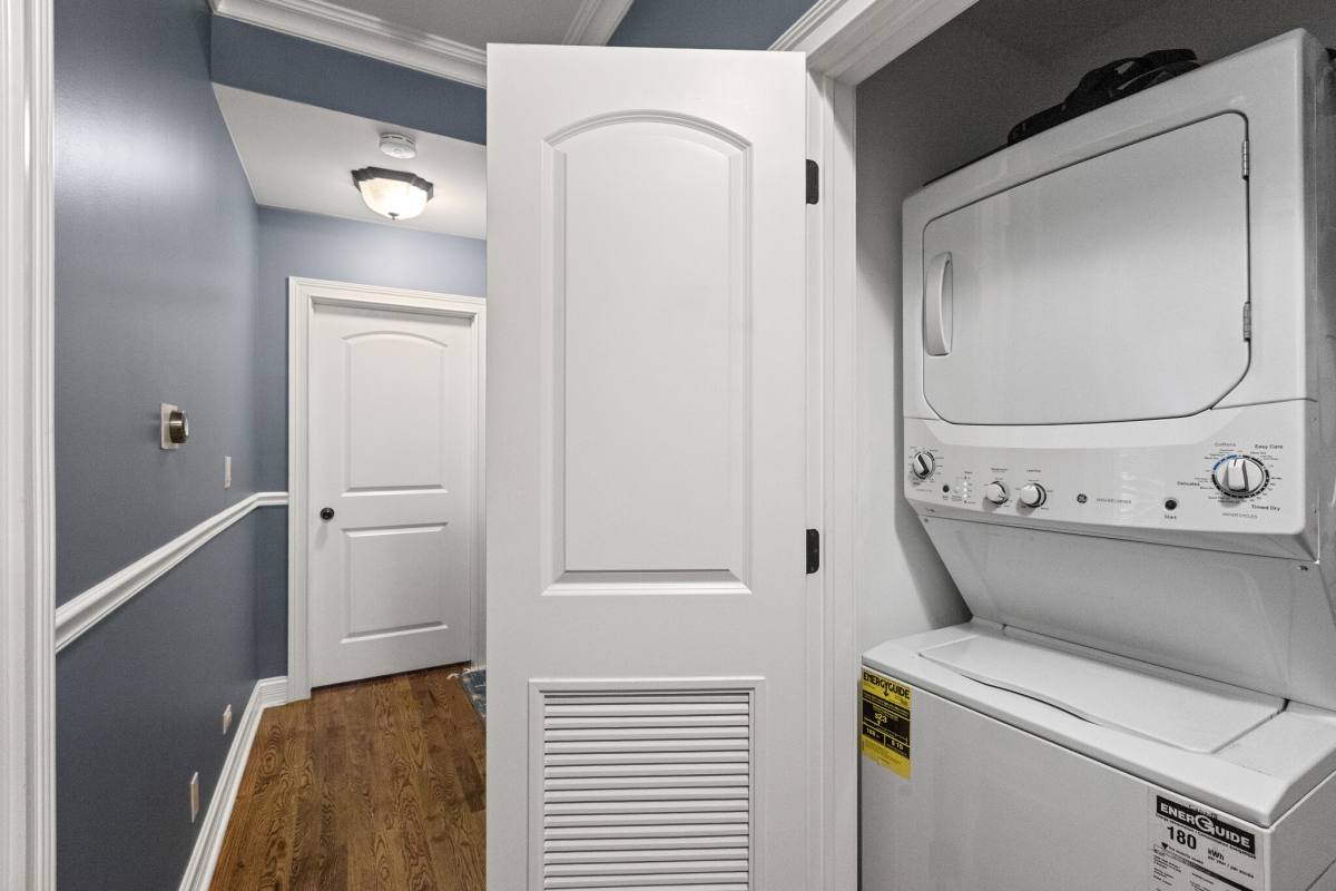 Condo for rent at 5219 Winthrop #2, Chicago, IL 60640