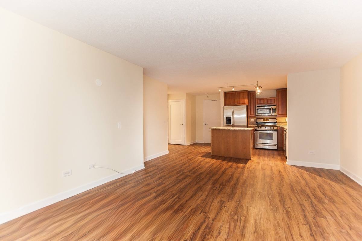 Condo for rent at 545 Dearborn #902, Chicago, IL 60654