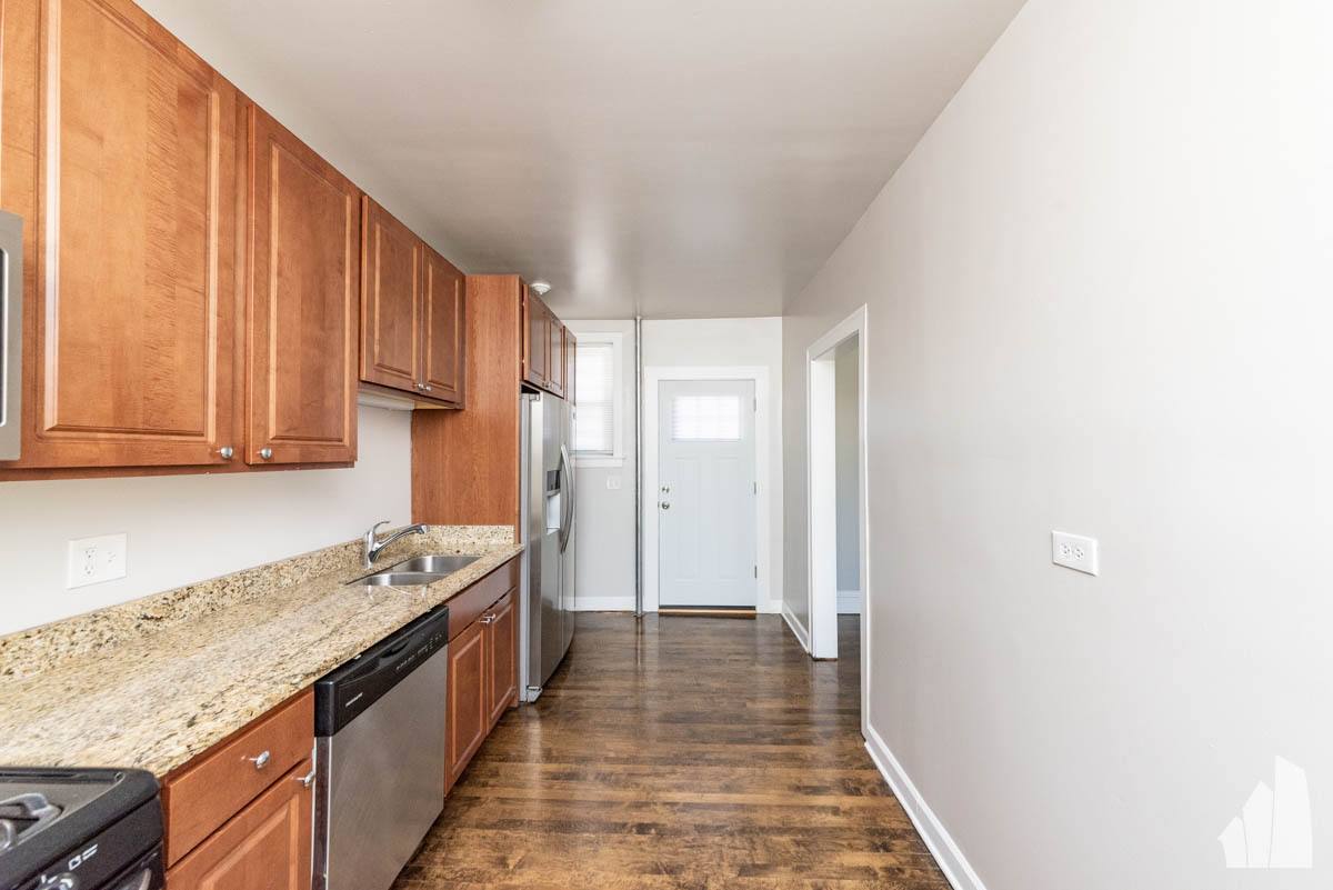 Apartment for rent at 5075 Wolcott #E1, Chicago, IL 60640