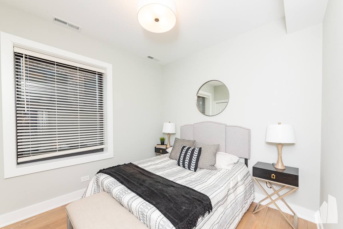 Apartment for rent at 2020 Montrose #A1, Chicago, IL 60618