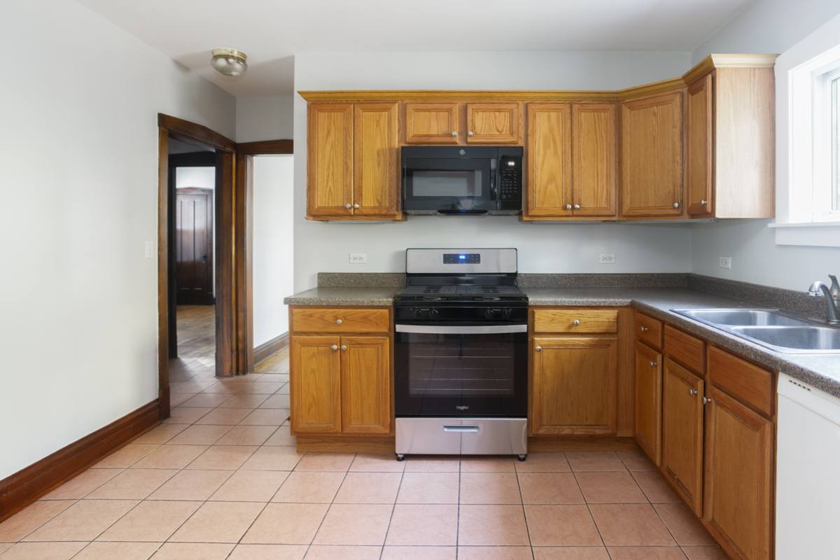 House for rent at 2152 Webster #H, Chicago, IL 60647