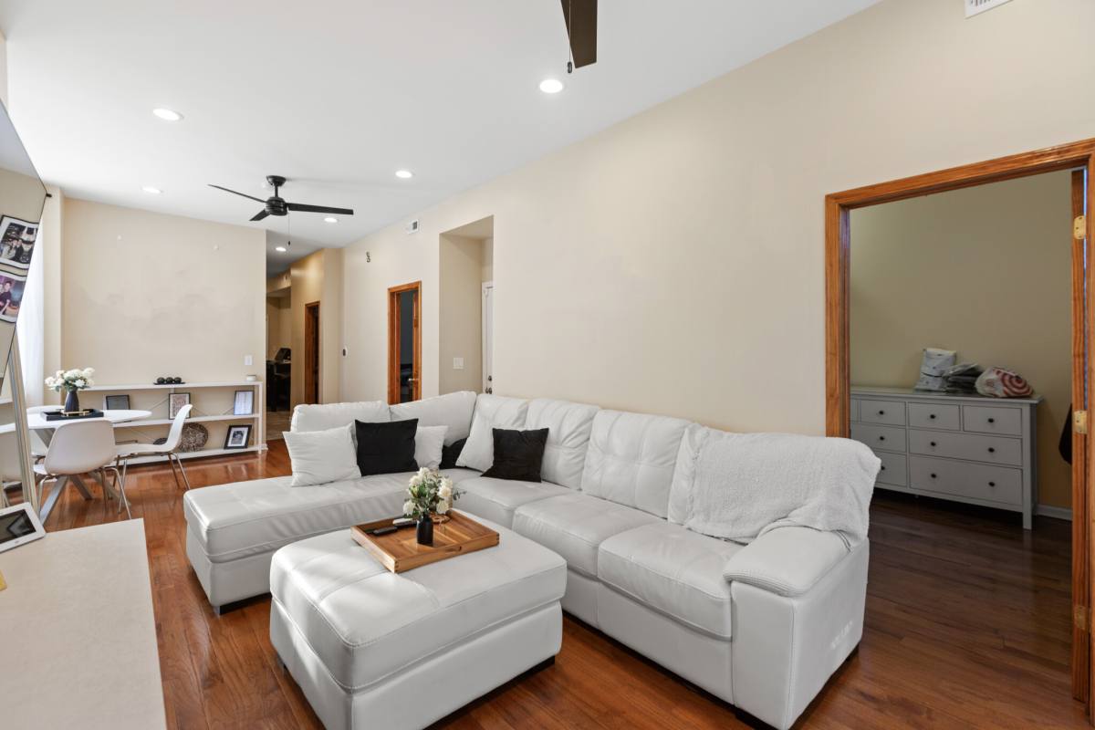 Apartment for rent at 2028 Hamlin #2, Chicago, IL 60647