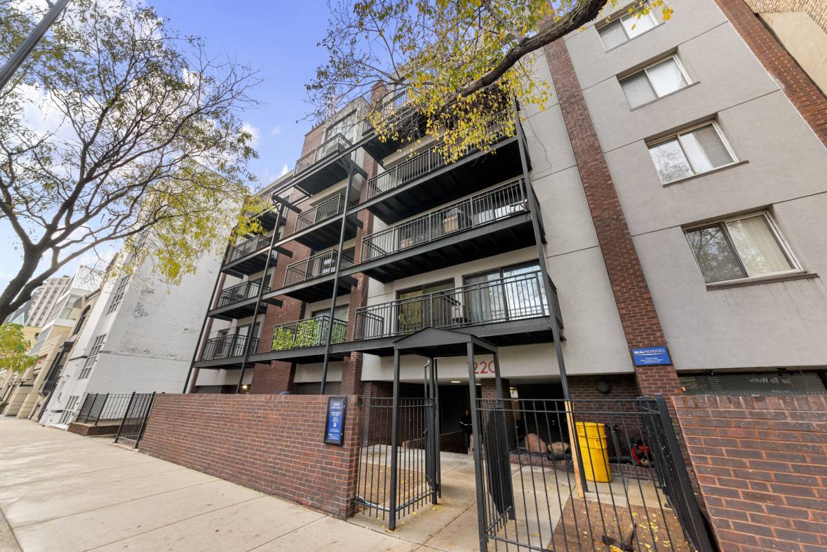 Apartment for rent at 1222 Lasalle #E3, Chicago, IL 60605