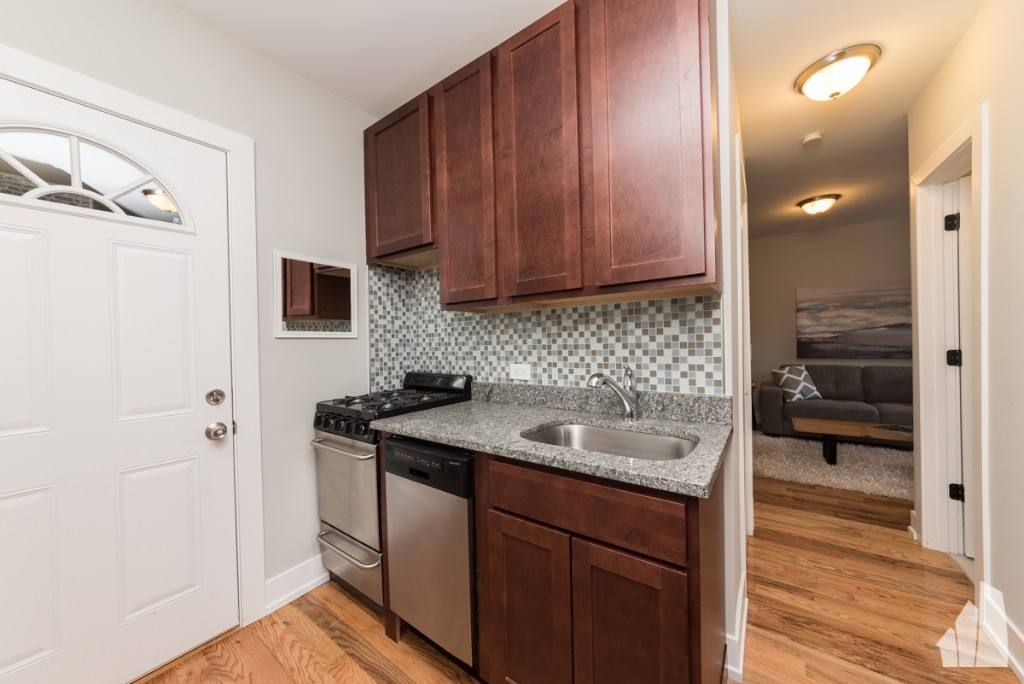 Apartment for rent at 2905 Mildred #1, Chicago, IL 60657