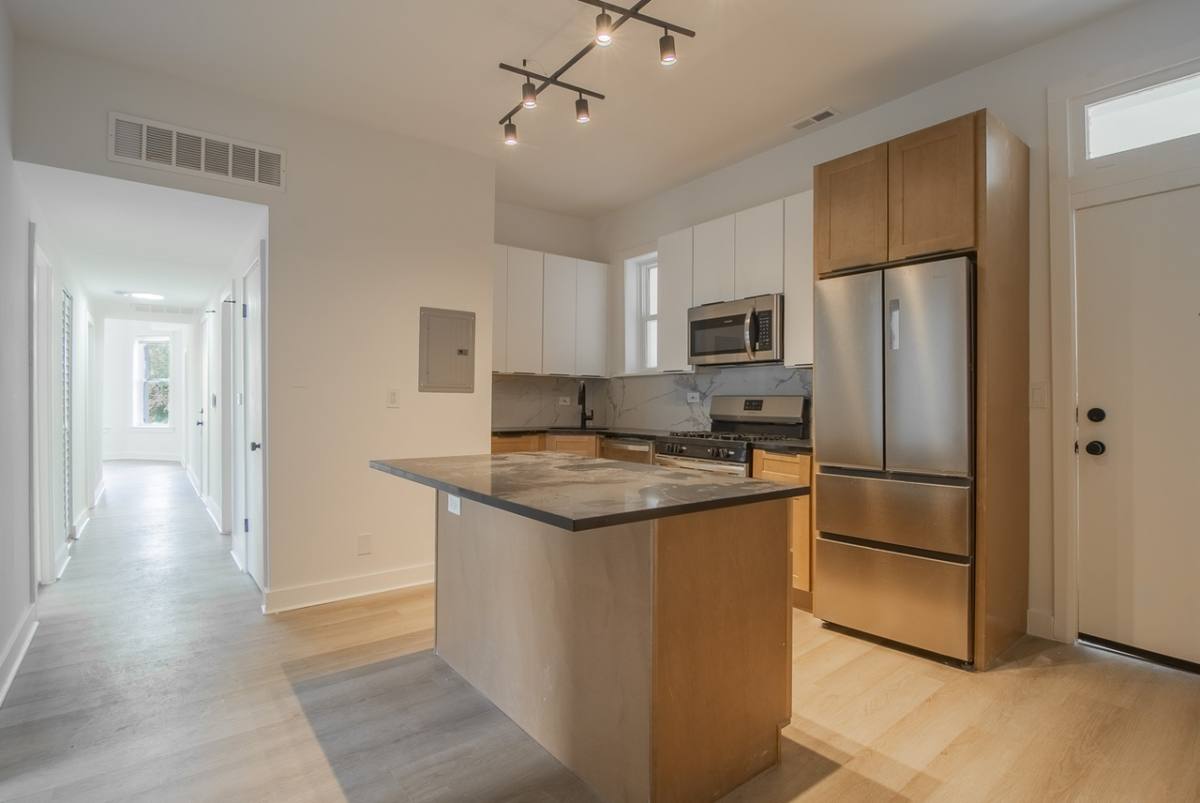 Apartment for rent at 1456 N Kedzie #CH1, Chicago, IL 60651