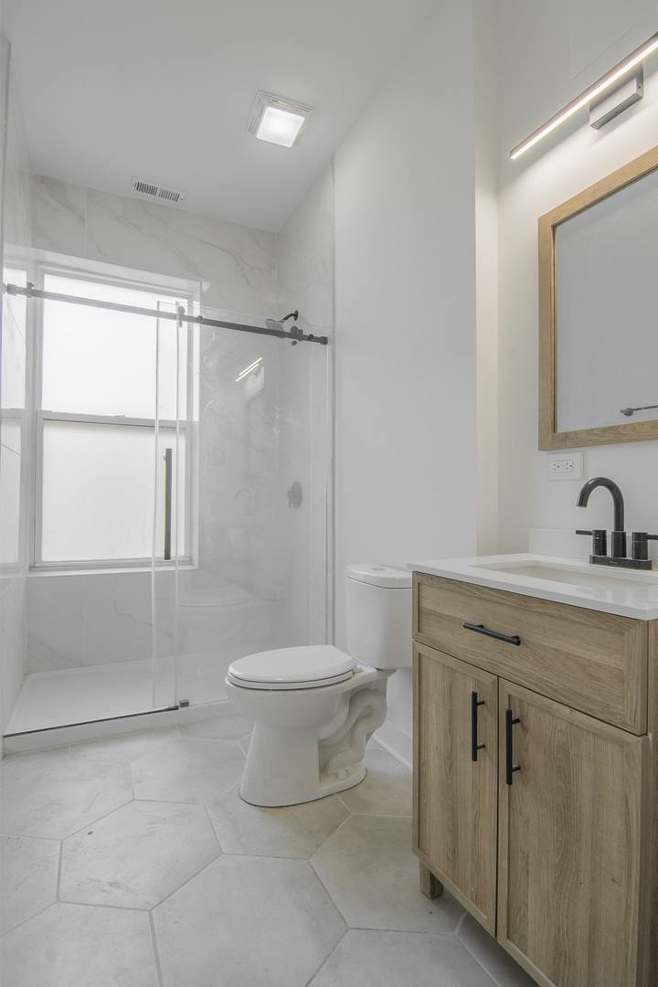 Apartment for rent at 1456 N Kedzie #CH1, Chicago, IL 60651