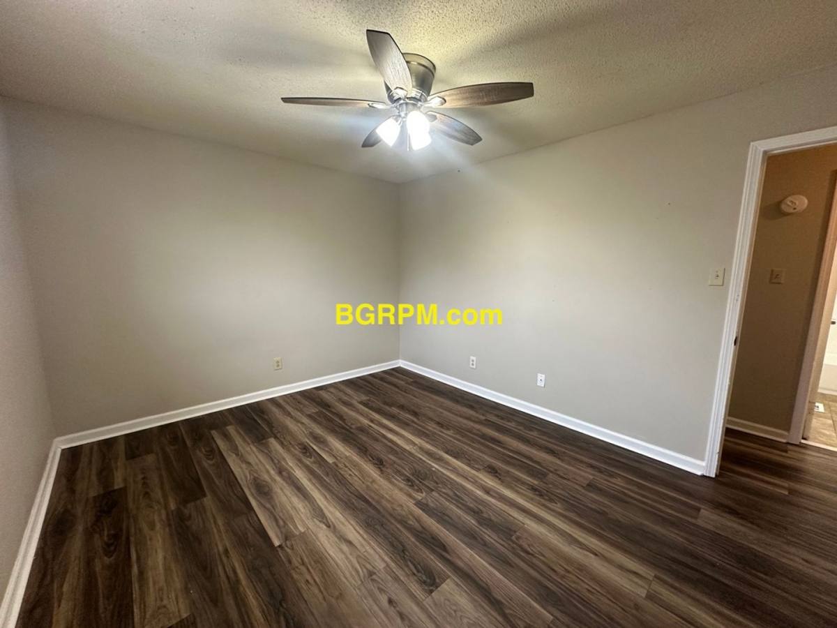 Apartment for rent at 1012 W Myrtle St, Cabot, AR 72023