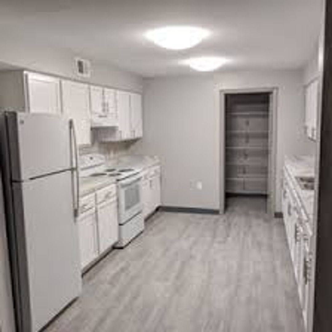 Apartment for rent at 4573 Westport Rd, Columbus, OH 43228