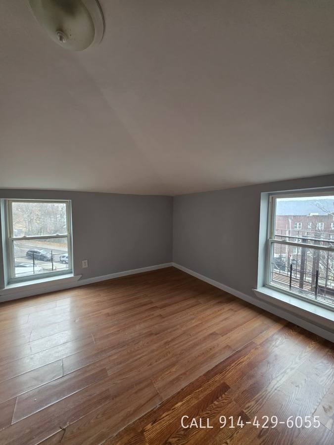 Apartment for rent at 53 Glenwood Ave #1B, Yonkers, NY 10701