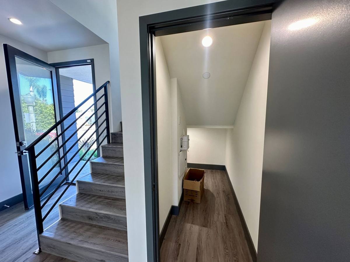 6439 W 86th Place, Los Angeles, CA 90045 - Townhouse For Rent - Image 10