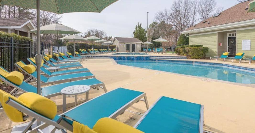 Apartment for rent at Matthews Crossing, 7815 Calibre Crossing Dr, Charlotte, NC 28227