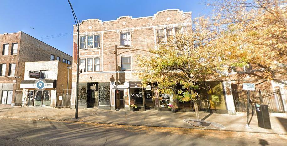 Apartment for rent at 6642-6654 N Clark St, Chicago, IL 60626