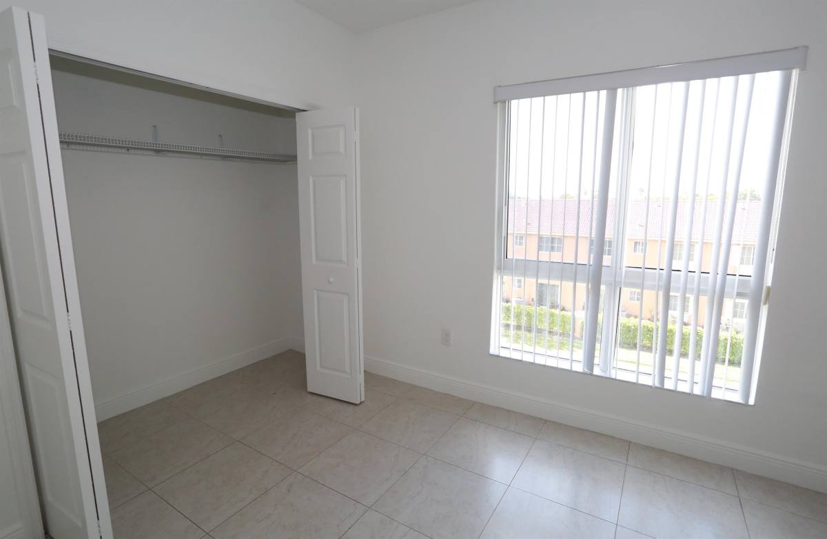 Townhouse for rent at 6001 NW 182nd Lane #304, Hialeah, FL 33015