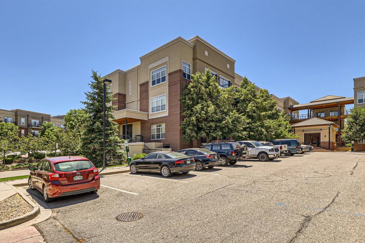 Apartment for rent at Village Plaza Lofts, 5401 S Park Terrace Ave #301 B, Englewood, CO 80111
