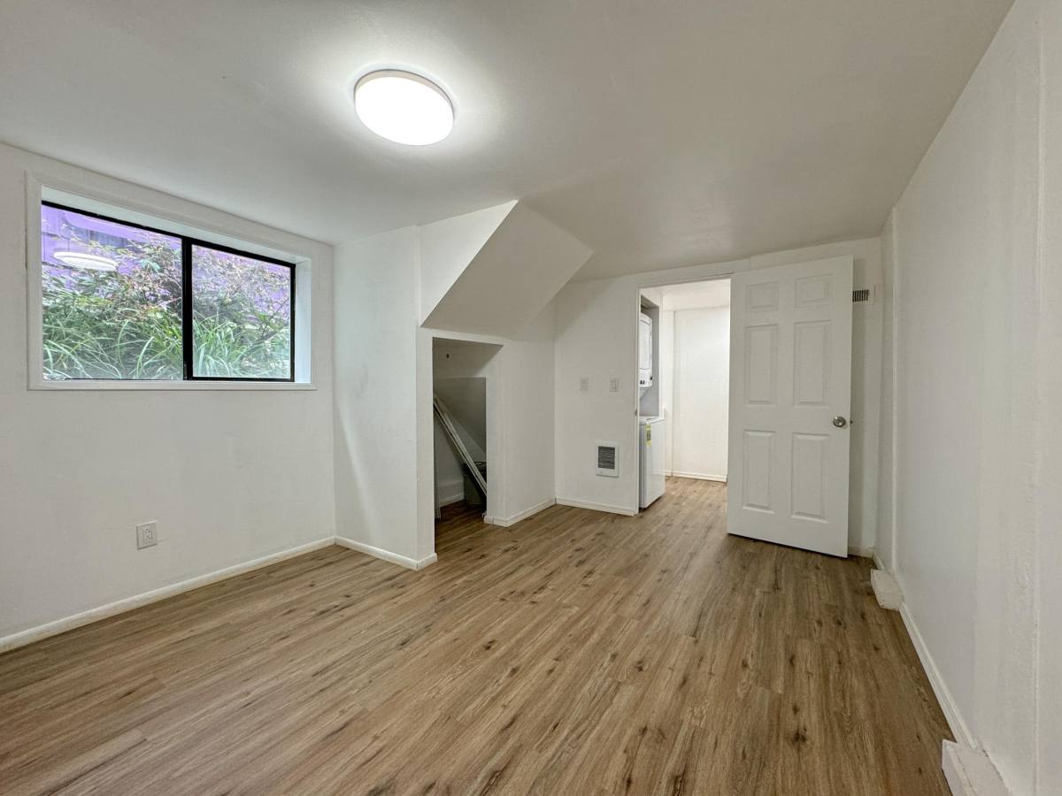 Apartment for rent at Tangletown, 5214 Green Lake Way N, Seattle, WA 98103