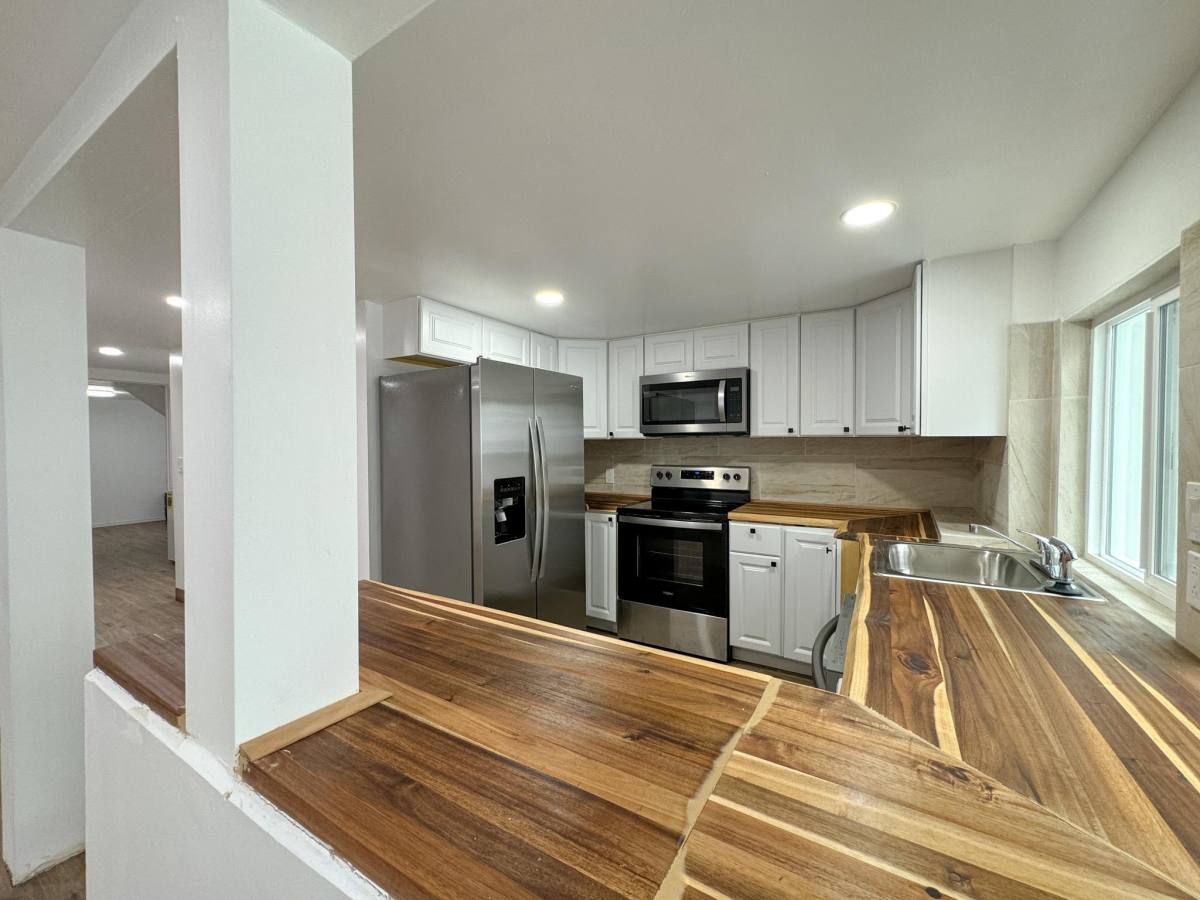 Apartment for rent at Tangletown, 5214 Green Lake Way N, Seattle, WA 98103