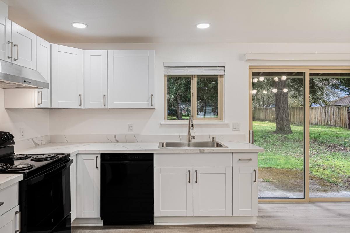 Apartment for rent at Bristonwood, 9408 Columbine Circle W, University Place, WA 98467