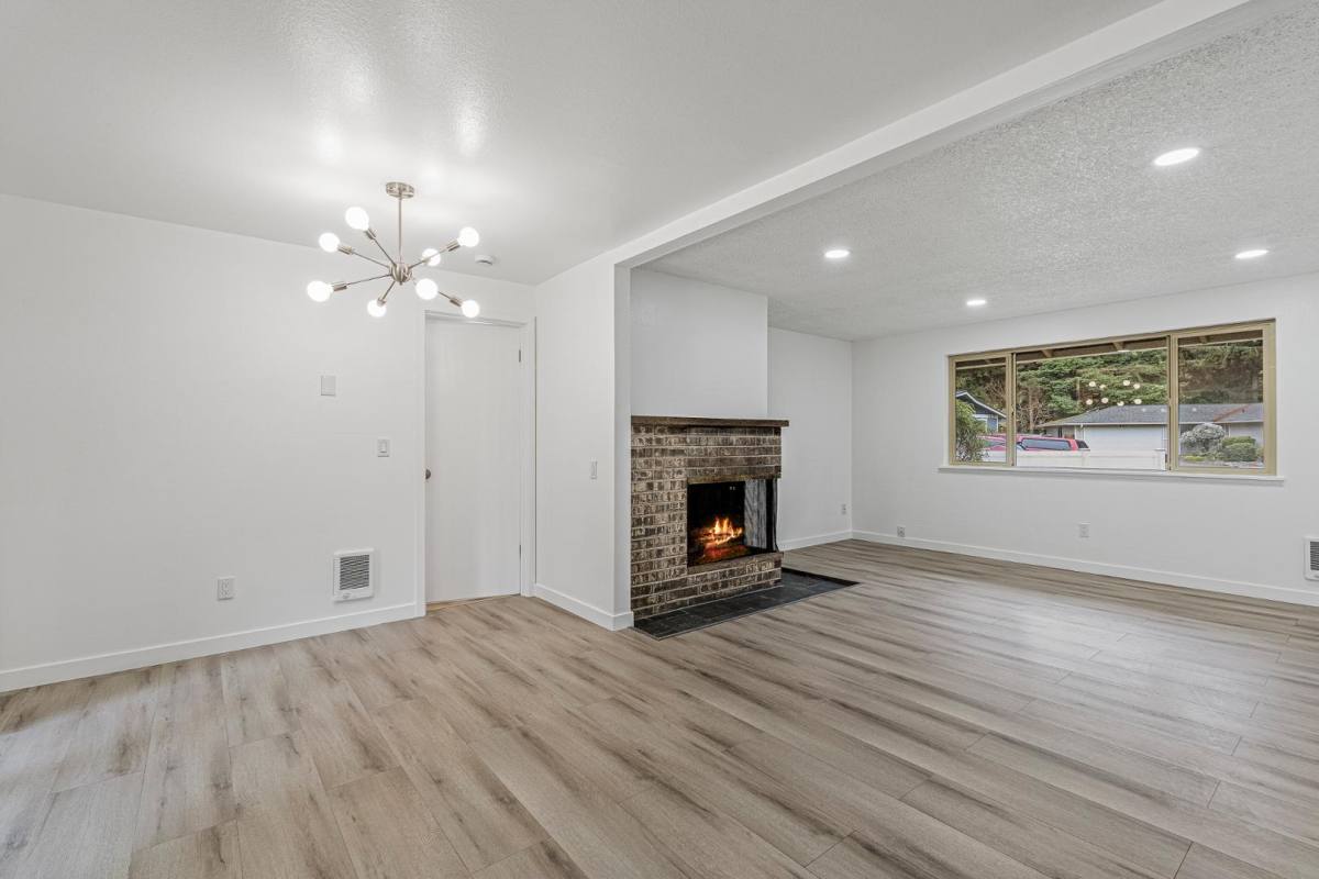 Apartment for rent at Bristonwood, 9408 Columbine Circle W, University Place, WA 98467
