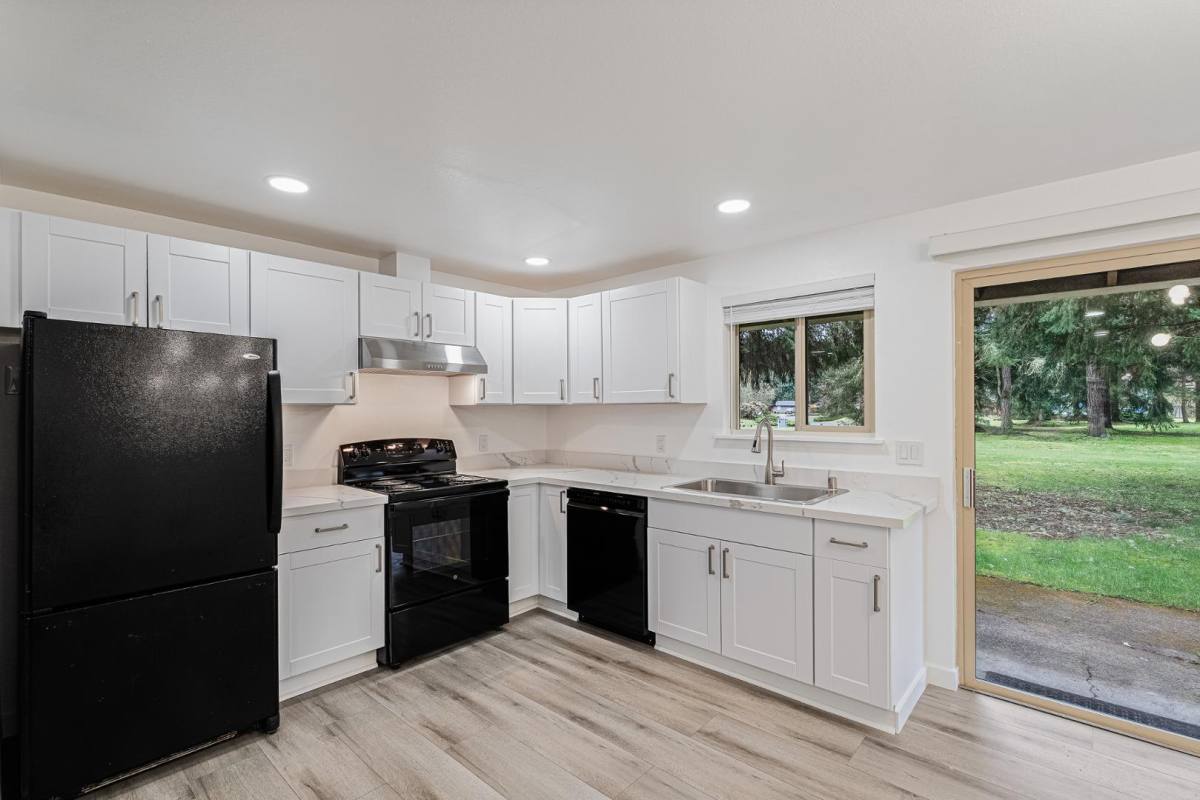 Apartment for rent at Bristonwood, 9408 Columbine Circle W, University Place, WA 98467