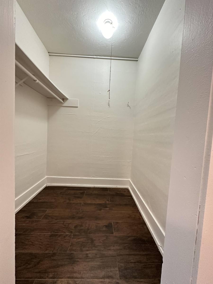 Apartment for rent at 1320 3rd St, Cosmopolis, WA 98537