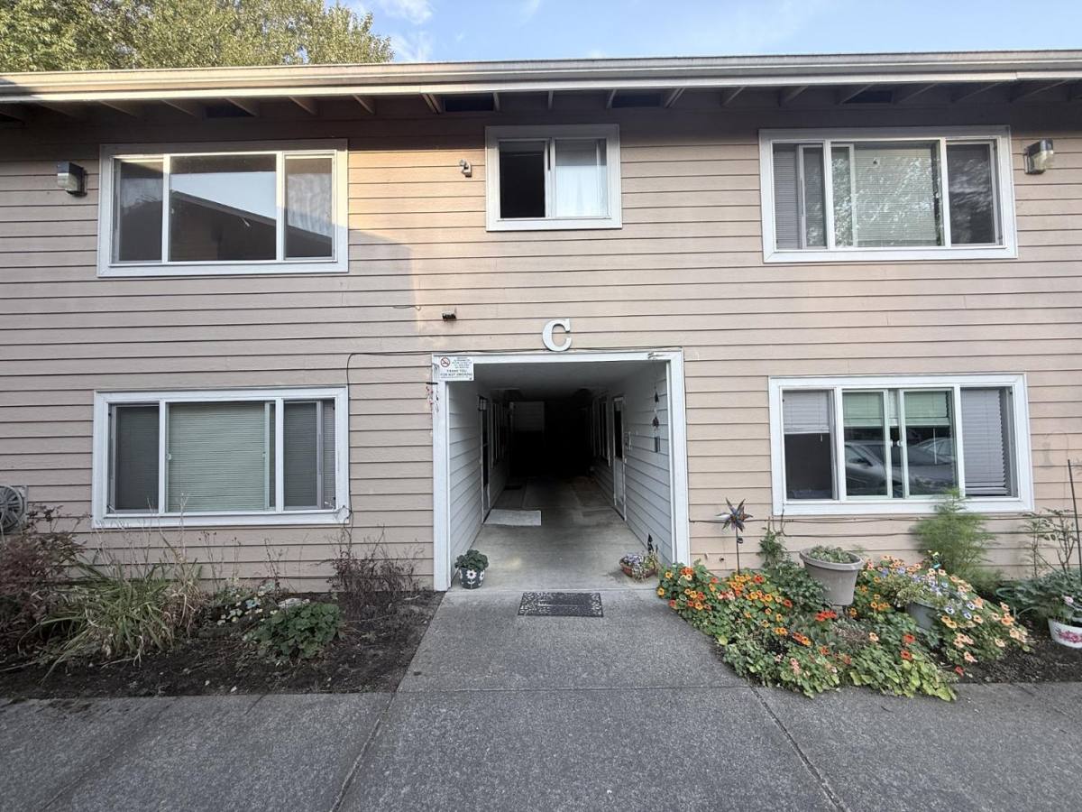 Apartment for rent at 12510 18th St NE, Lake Stevens, WA 98258
